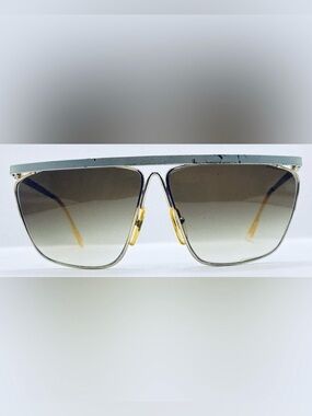 LAURA BIAGIOTRI DESIGNER VINTAGE GRADIENT BROWLINE METAL T/36-95
SUNGLASSES.